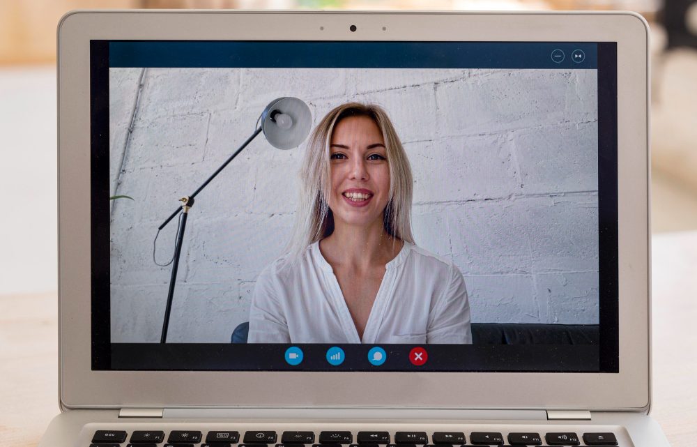 The Ultimate Guide to Choosing the Best Webcam for Your Laptop in 2025