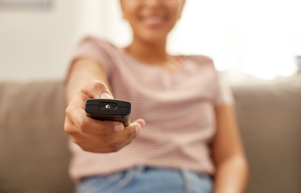 15 Must-Have Universal Remotes for Effortless TV and Streaming Control